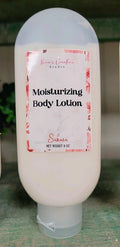 Lightweight Hydrating Body Lotion: Sakura